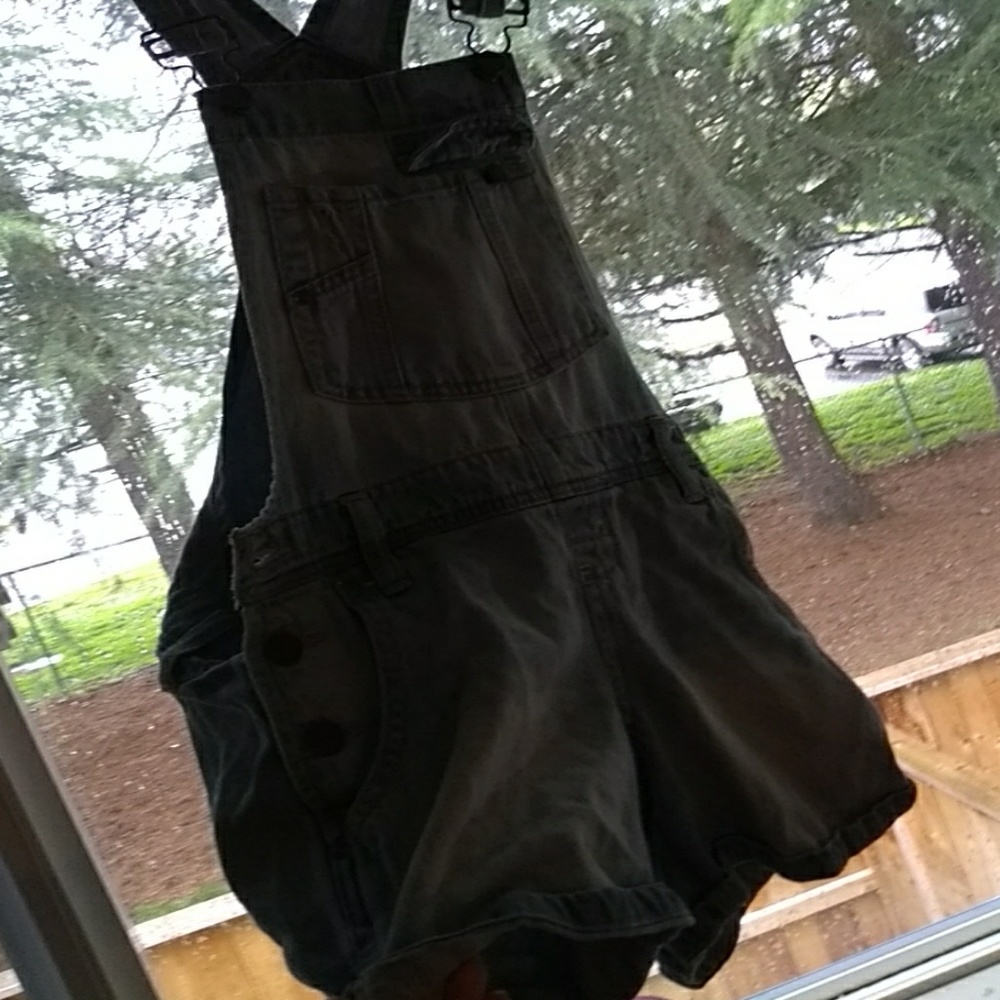 Girls overalls